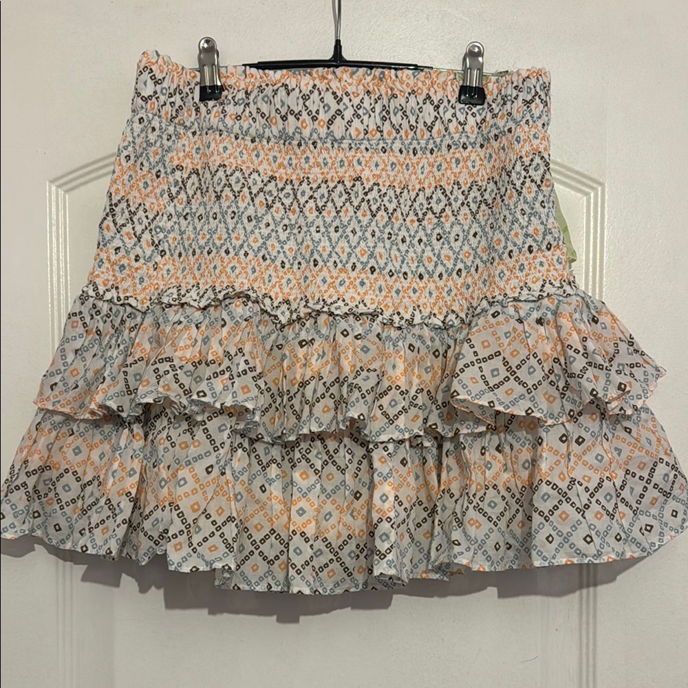 Elegant Multicolor Patterned Skirt